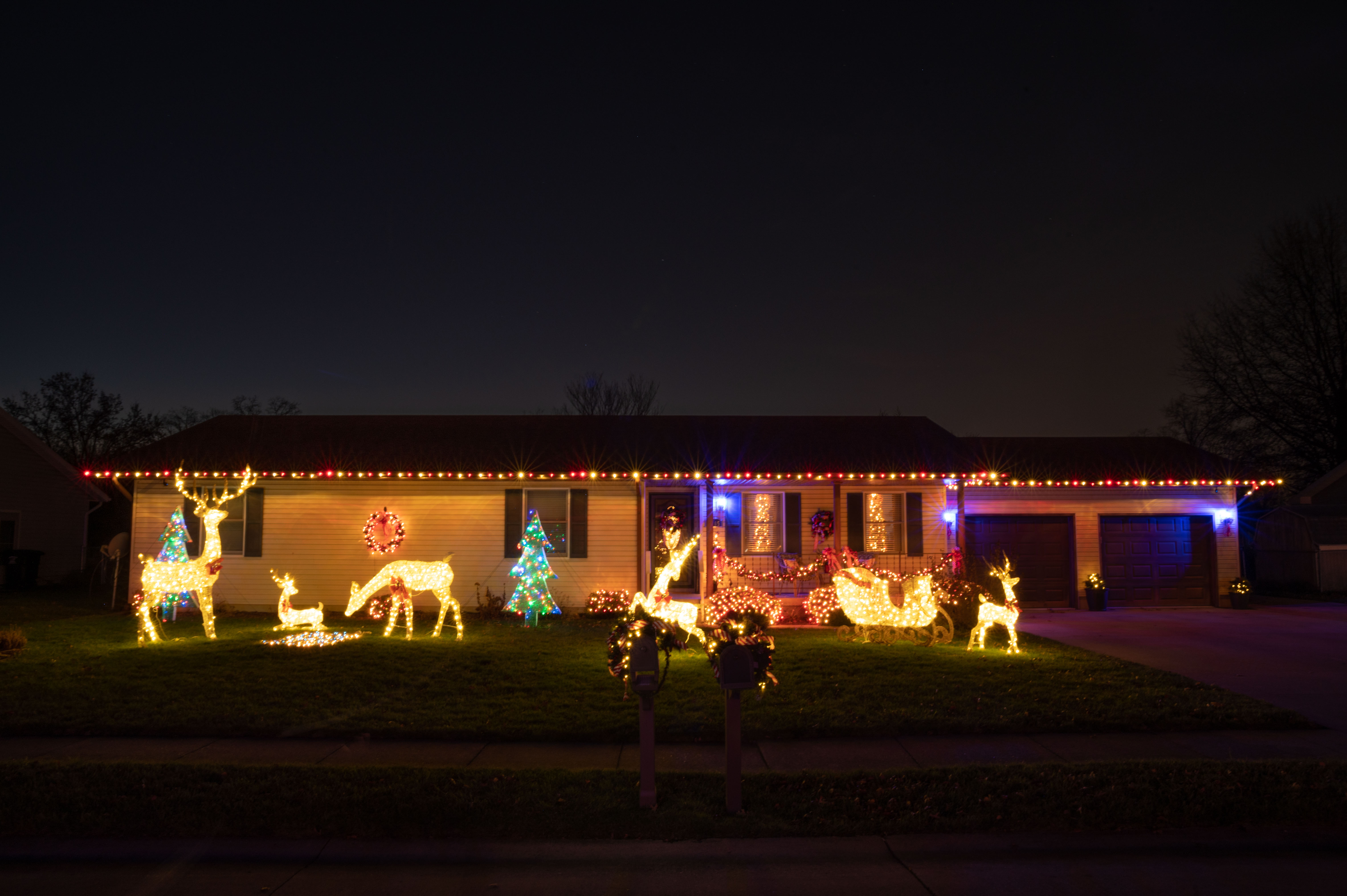 <span style="text-decoration: underline;">The Hallmark House:</span> 2105 Magnolia St