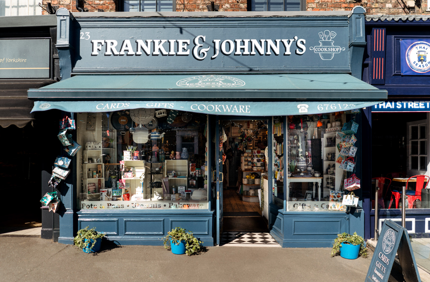  Frankie & Johnny's Cookshop 