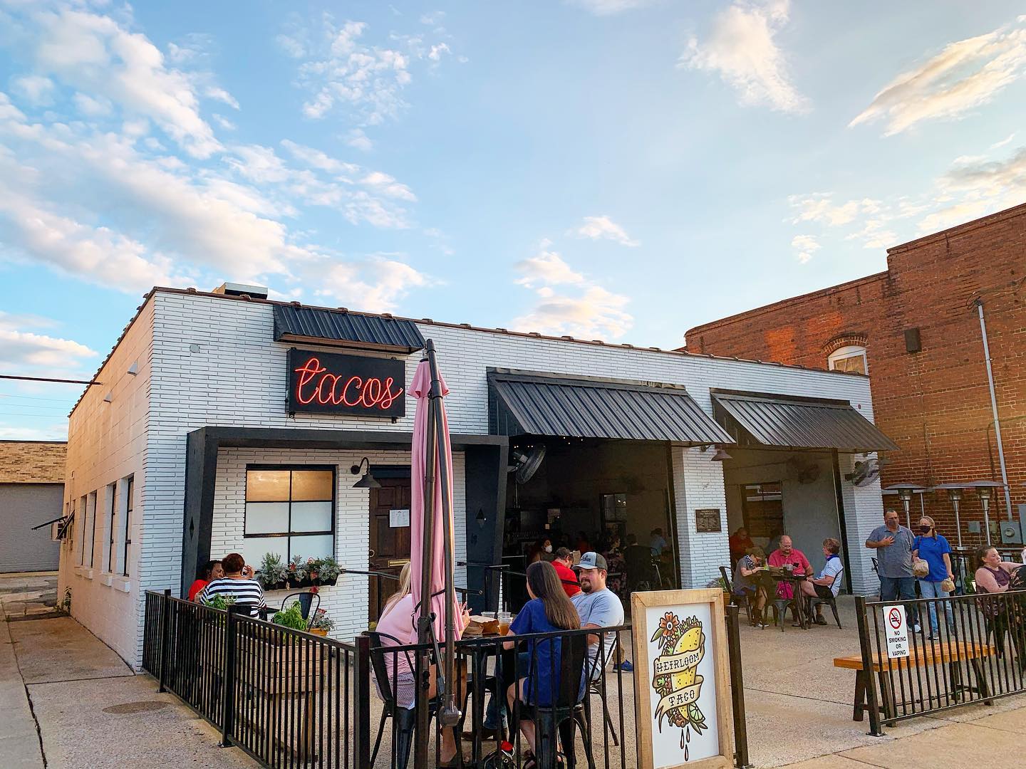 Dining Options 