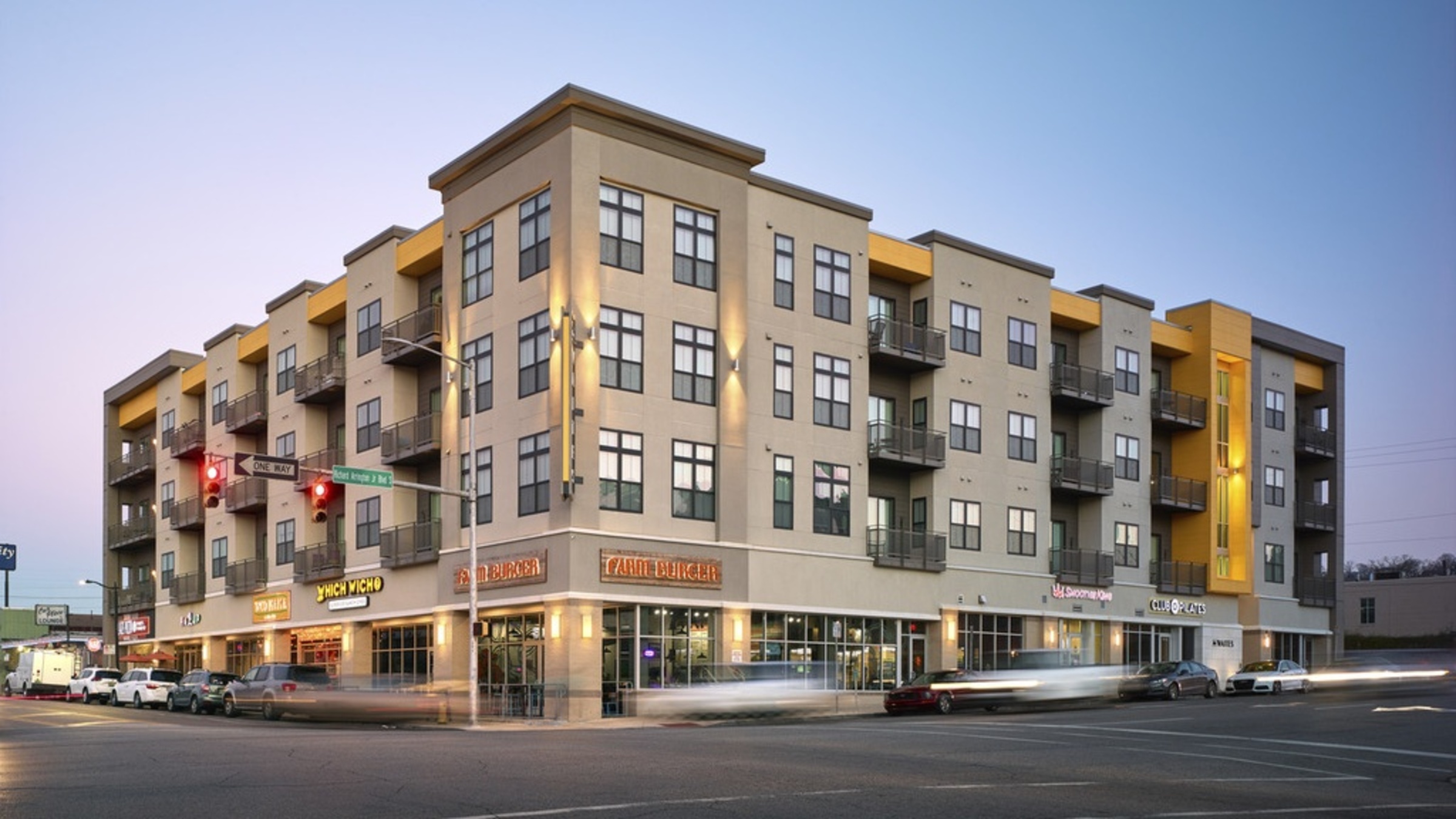  Mixed-Use Development 