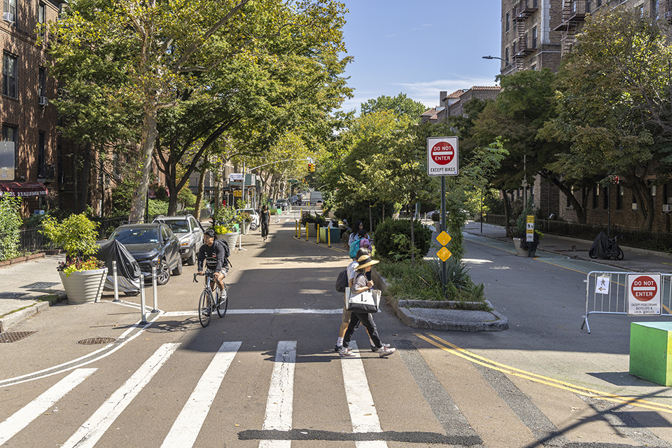 34th Ave Open Street