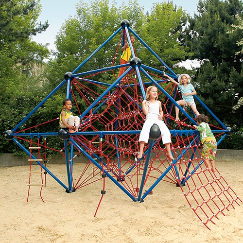  Climbing / Rope Structures 