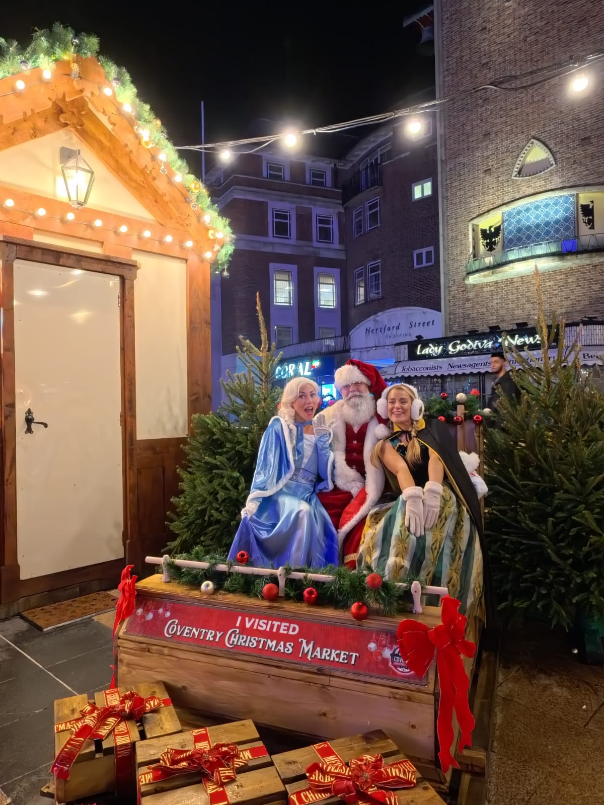  Elsa & Anna (3rd Dec) 