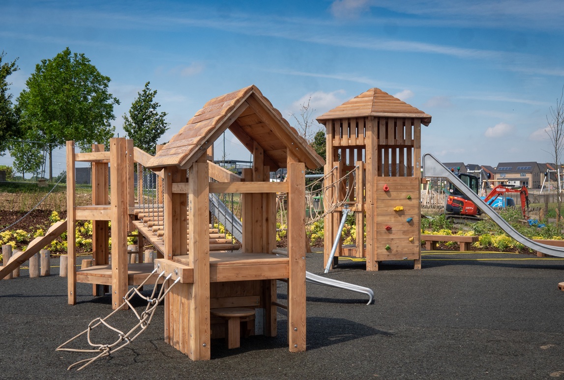  Play areas for smaller children 