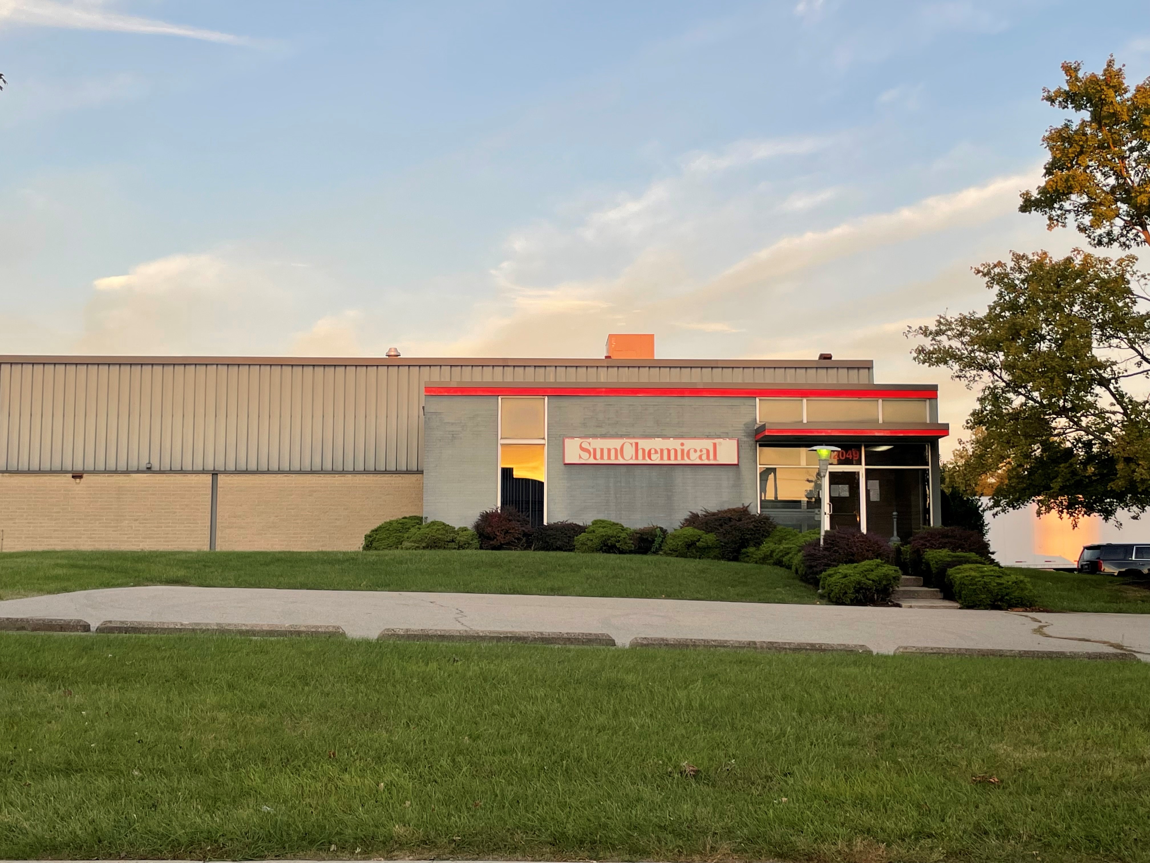 Note: This image represents an industrial building. No industrial uses exist in the focus area. 