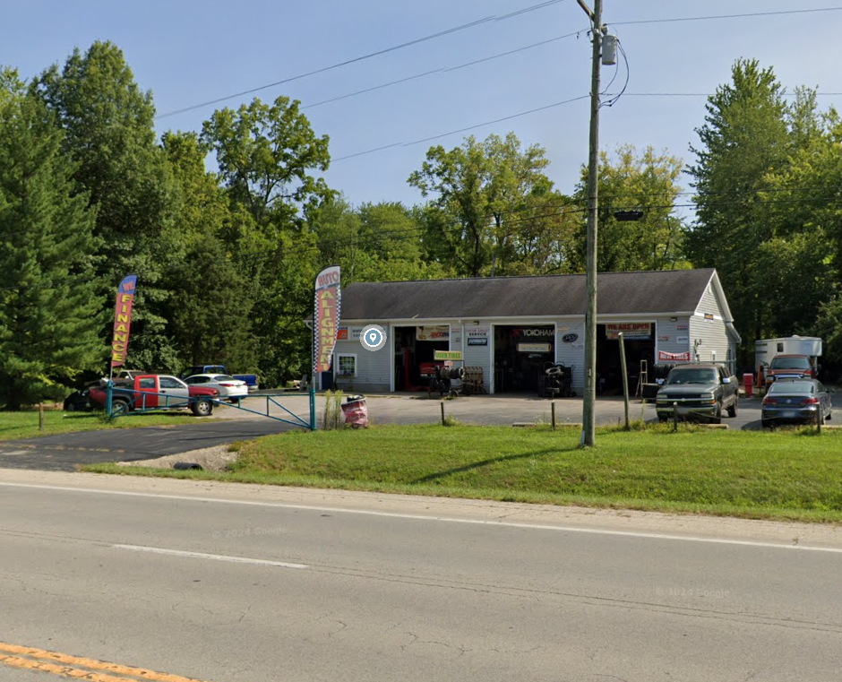 Note: This image is representative of a commercial use from SR 125. No commercial uses exist in the focus area currently. 