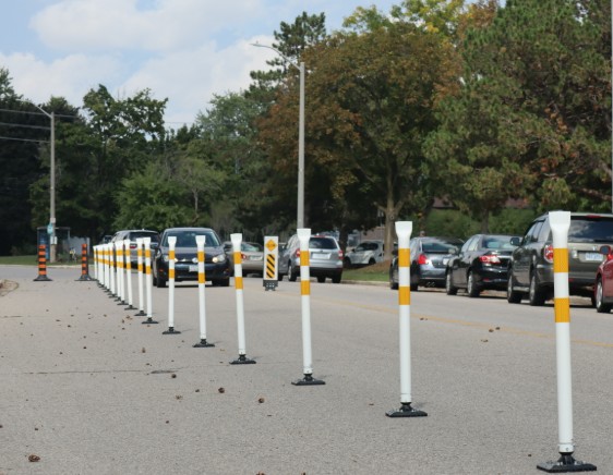 Centreline bollard