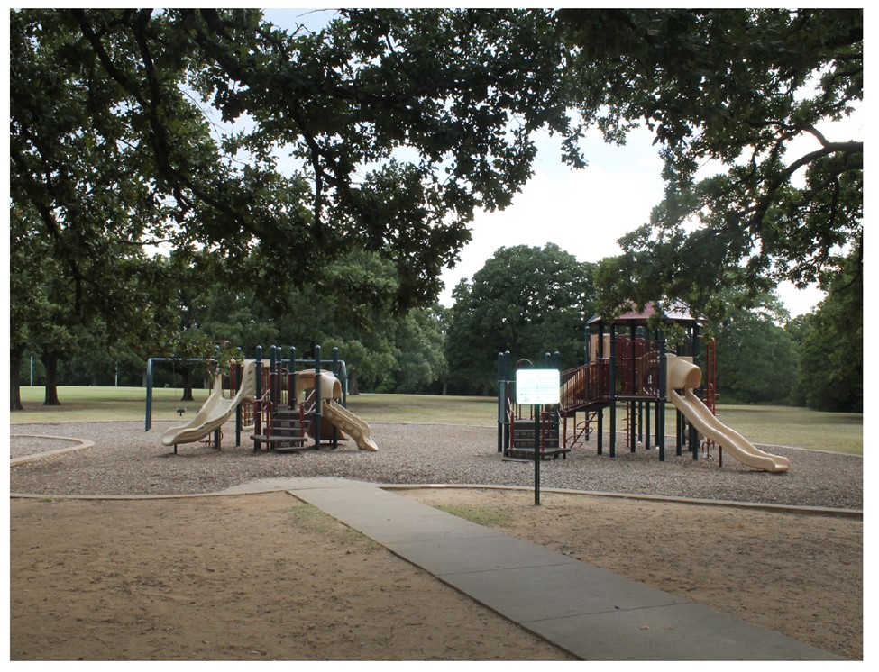 <span style="font-size: 14pt;">Crawford Memorial Park is a 266-acre metropolitan park that features a two-mile loop trail that links soccer fields, baseball fields, picnic areas, a playground and diverse natural areas within the park. A highlight of the park is public artwork titled "Comunidad," a large stone table sculpture that celebrates and invites community to gather around.</span><br><br><span style="font-size: 14pt;">Here is the existing playground at Crawford Memorial Park</span>