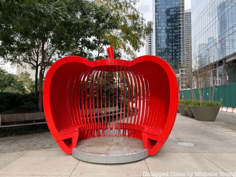  Art / Sculpture  