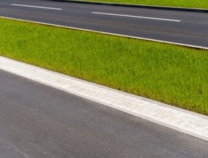  a median with grass 